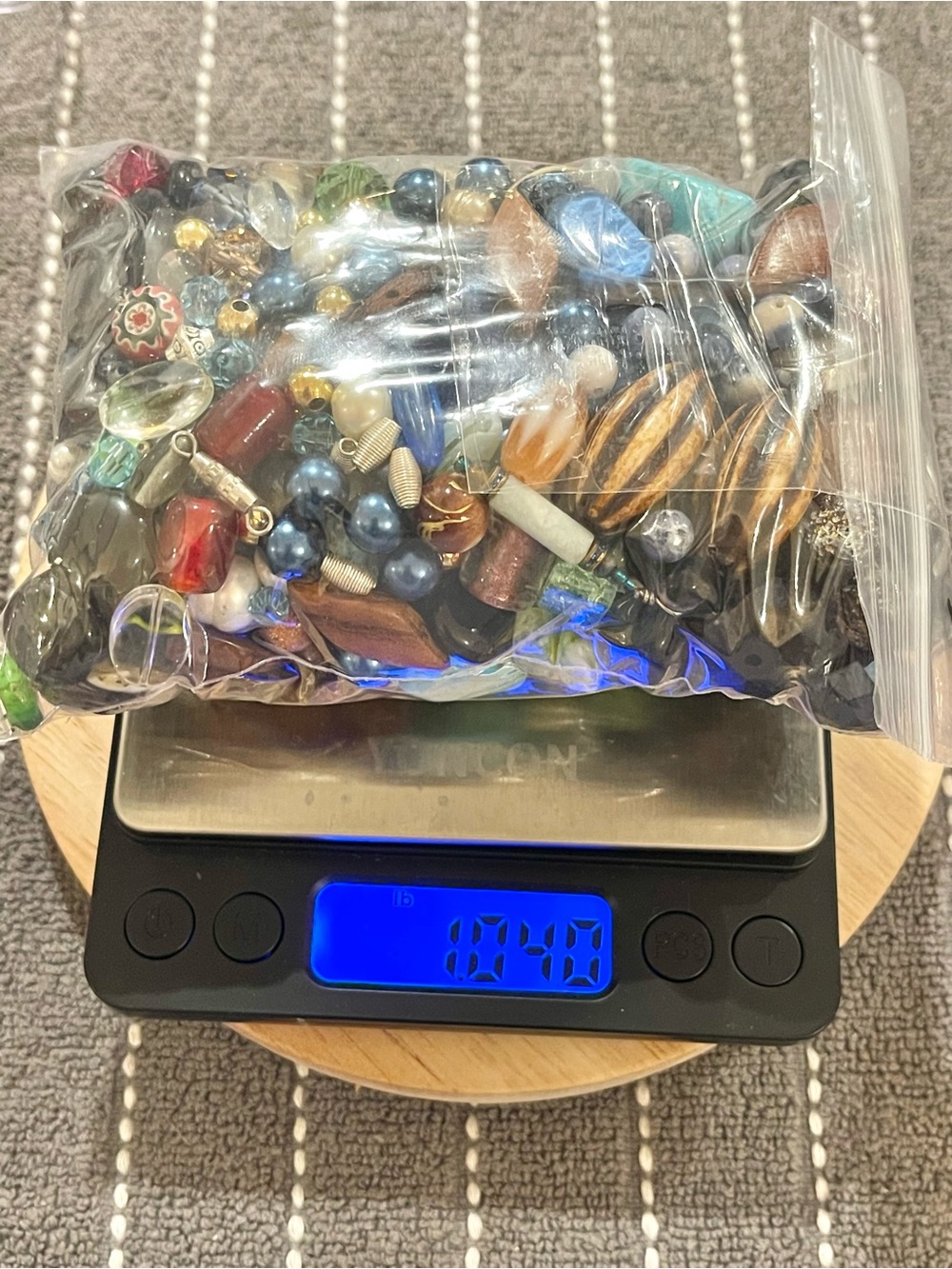 🌑BULK One Pound Estate Collection Craft Glass Beads Mix for DIY🌑 - Picture 2 of 4